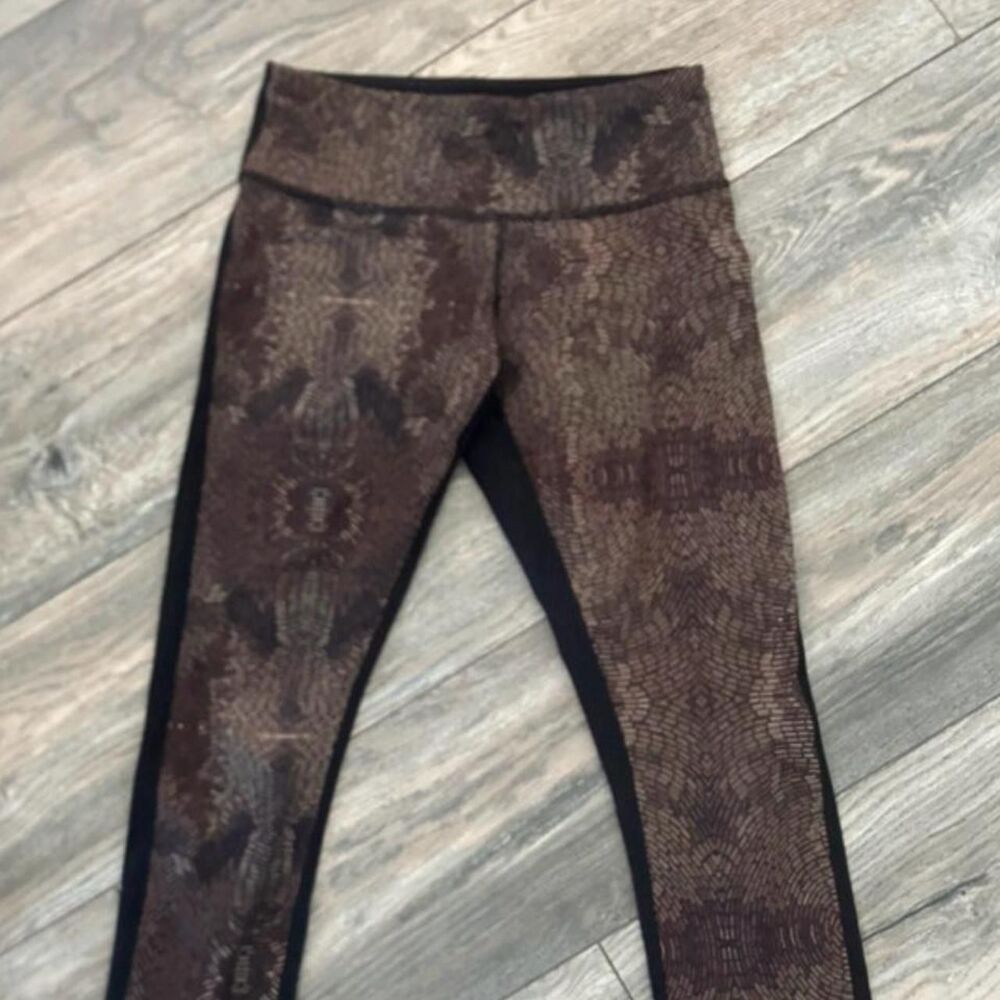 Lululemon Women's multi Leggings